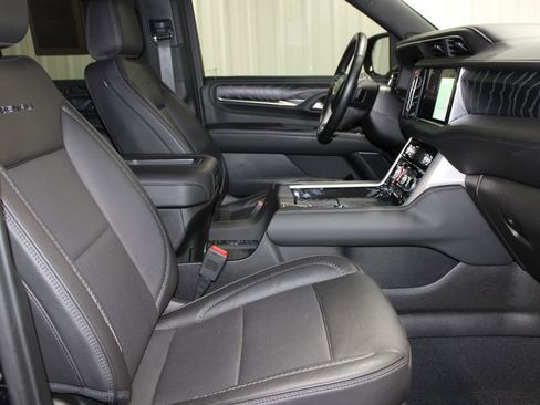 Used 2023 GMC Yukon Denali w/ Max Trailering Package image 23