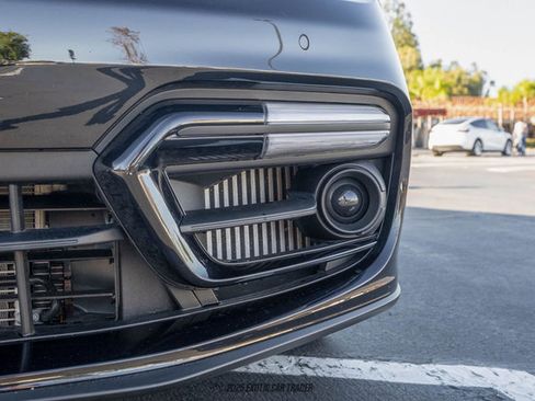 Used 2023 Porsche Panamera GTS image 62