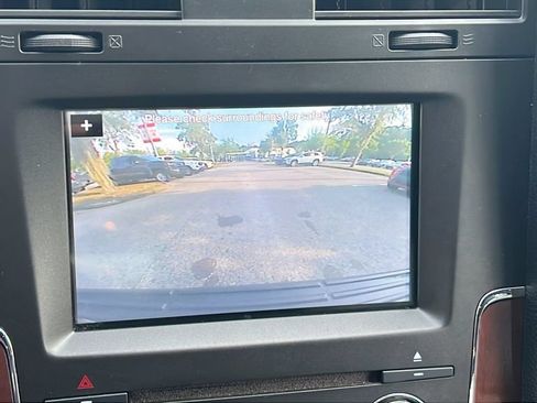 Used 2017 Lincoln Navigator L Select RWD image 17