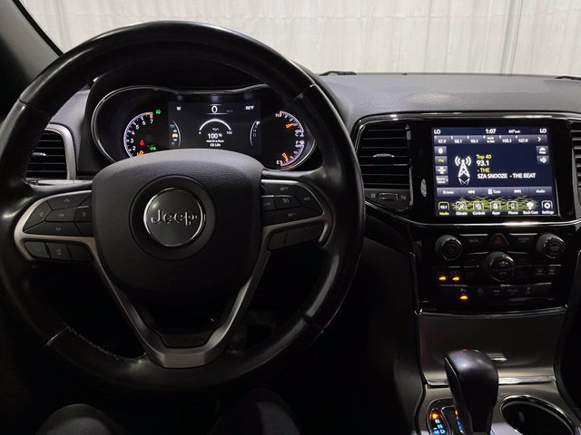 Used 2020 Jeep Grand Cherokee Altitude AWD/4WD image 22