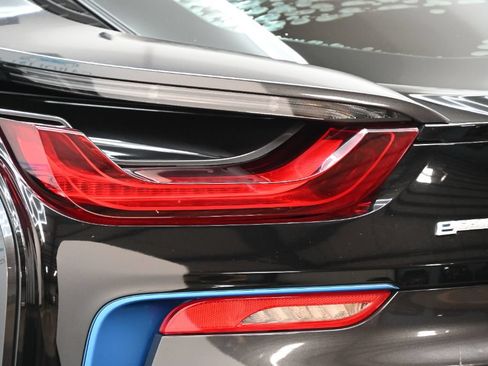 Used 2016 BMW i8 AWD/4WD image 14