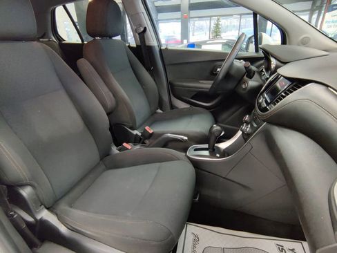 Used 2020 Chevrolet Trax LS w/ Tint and Cruise Package image 11