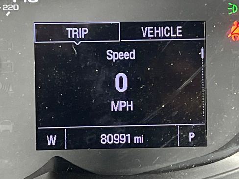 Used 2020 Chevrolet Trax LT image 34