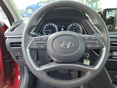 Used 2023 Hyundai Sonata SE image 17