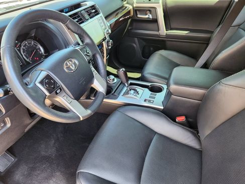 Used 2023 Toyota 4Runner Limited AWD/4WD image 7