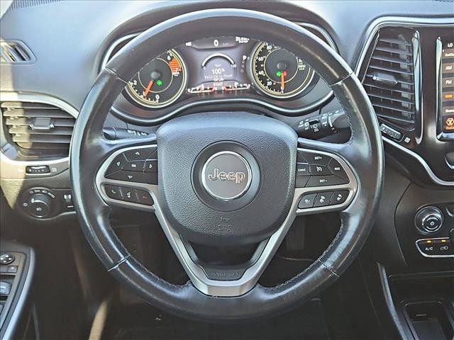 Used 2019 Jeep Cherokee Limited w/ Technology Group FWD image 13