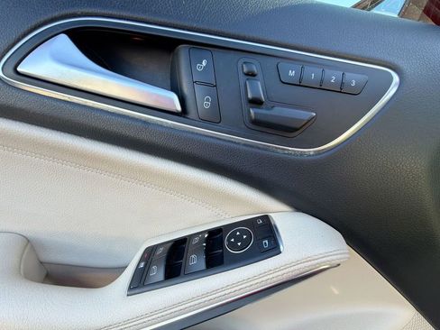 Used 2017 Mercedes-Benz GLA 250 w/ Premium Package image 26