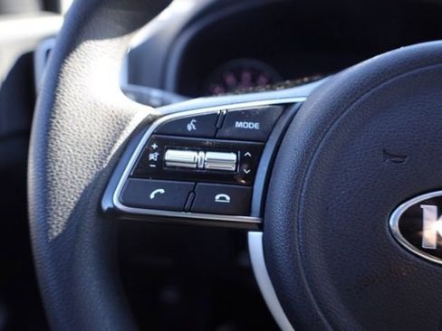 Used 2022 Kia Sportage LX image 23