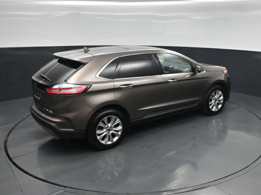 Used 2019 Ford Edge Titanium w/ Equipment Group 301A FWD image 40
