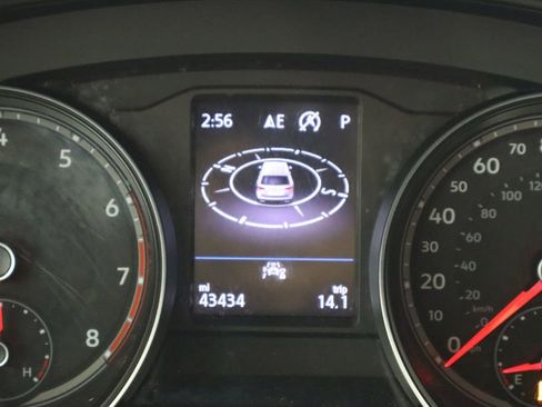 Used 2021 Volkswagen Atlas SE image 39