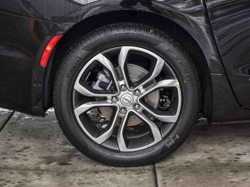 New 2026 Chrysler Pacifica Pinnacle w/ Trailer Tow Group FWD image 10