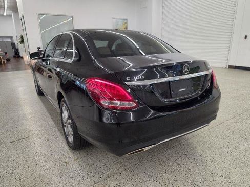 Used 2018 Mercedes-Benz C 300 4MATIC Sedan w/ Premium Package image 6