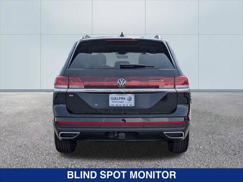 New 2026 Volkswagen Atlas SE FWD image 4