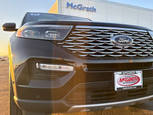 Used 2021 Ford Explorer Platinum w/ Equipment Group 601A image 13