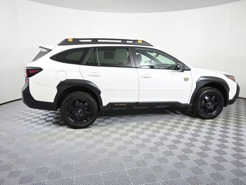 Used 2022 Subaru Outback Wilderness image 7