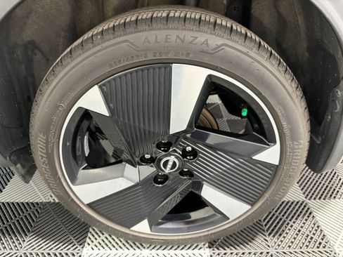 Certified 2025 Nissan Kicks SR AWD/4WD image 12