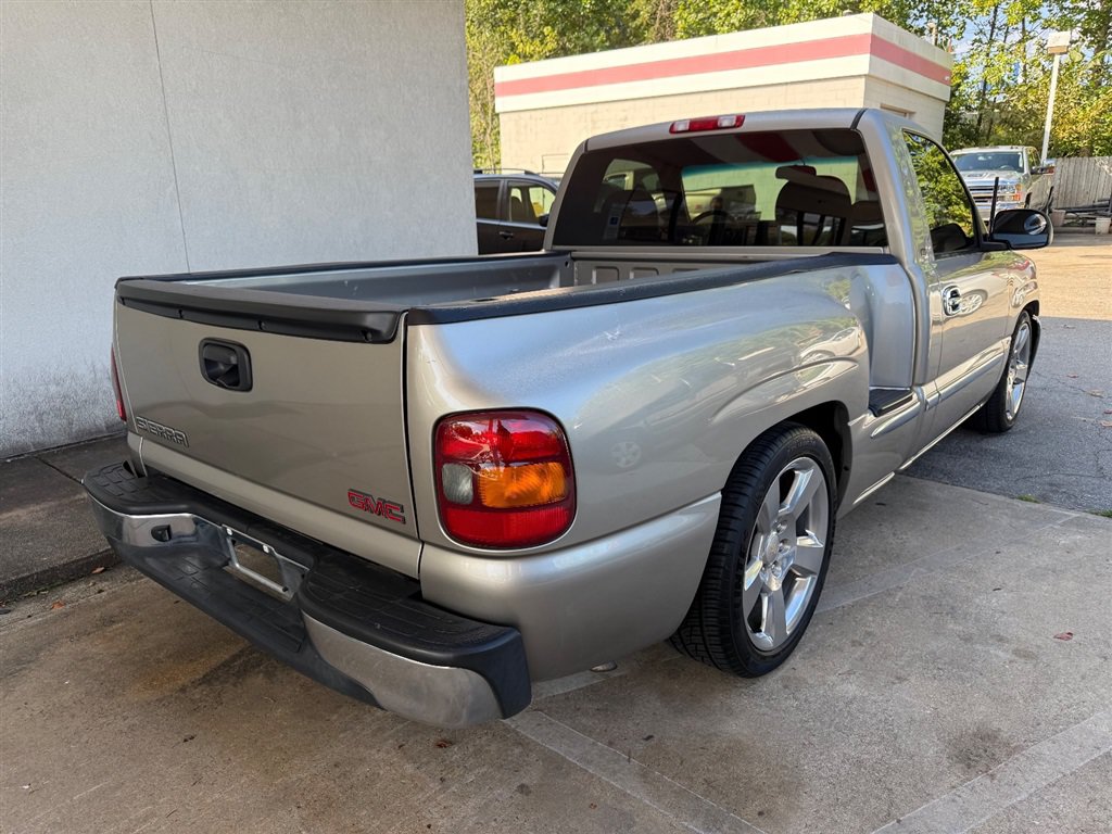 Used 2002 GMC Sierra 1500 2WD Regular Cab image 3