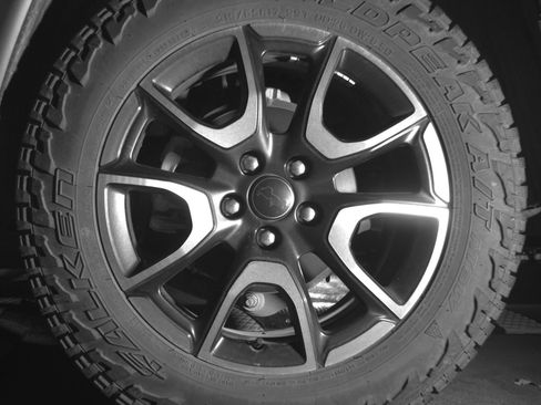 Used 2025 Jeep Compass Trailhawk AWD/4WD image 14