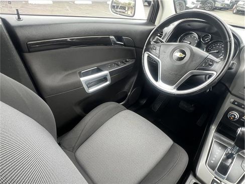 Used 2015 Chevrolet Captiva Sport LS image 30
