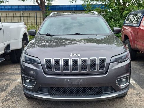 Used 2019 Jeep Cherokee Limited AWD/4WD image 2