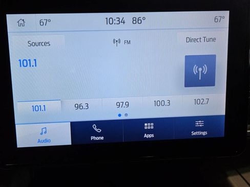 Used 2023 Ford Explorer XLT w/ Equipment Group 202A AWD/4WD image 28