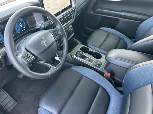 Used 2025 Ford Bronco Sport Outer Banks AWD/4WD image 11