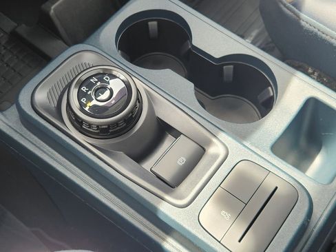 Used 2025 Ford Maverick Lariat w/ 4K Tow Package AWD/4WD image 29