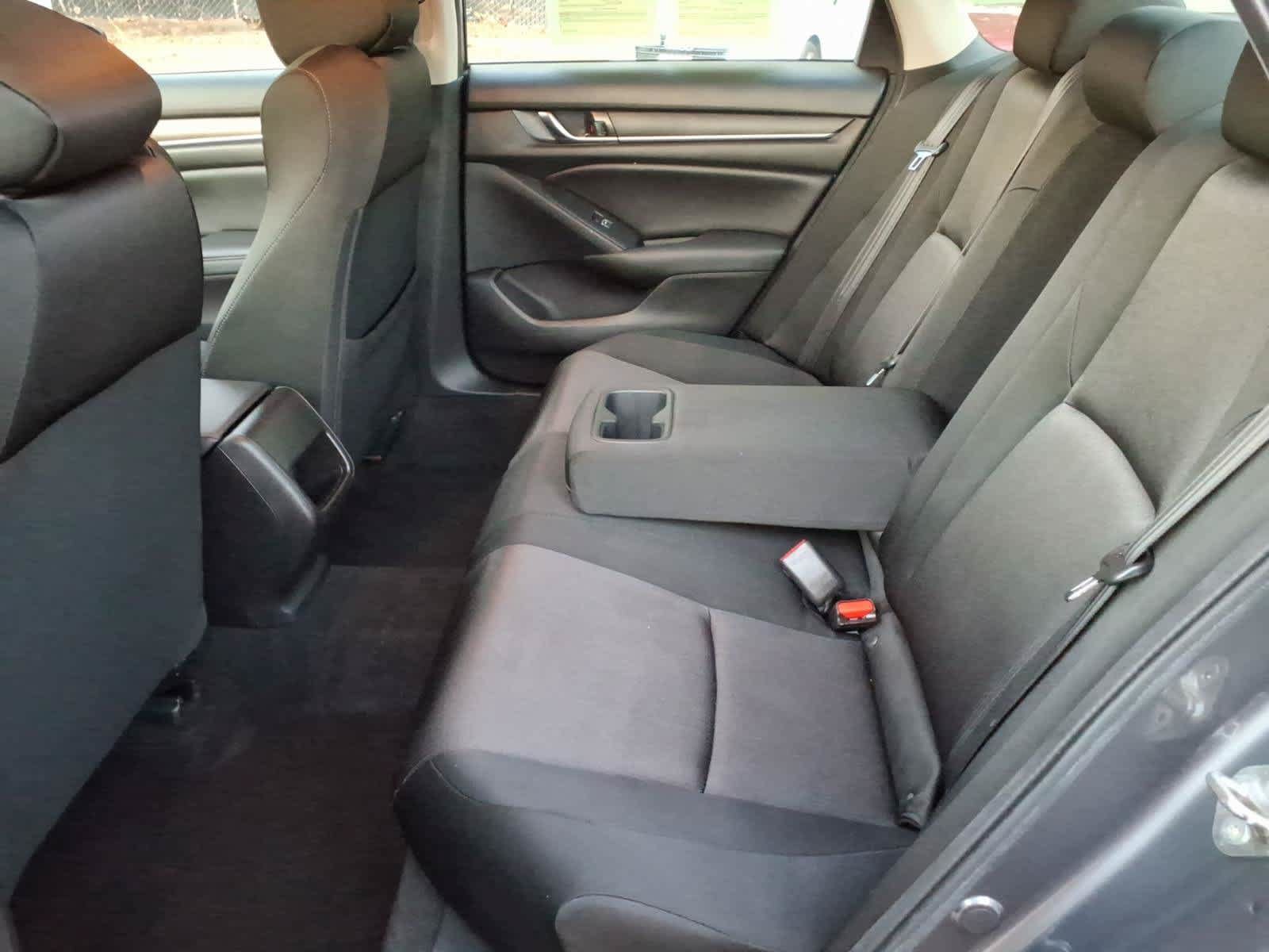 Used 2019 Honda Accord Hybrid image 8