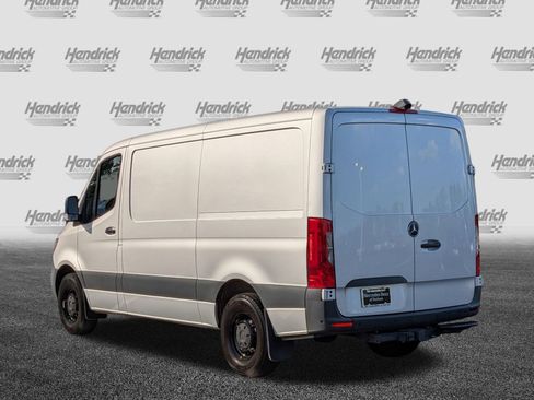 Used 2024 Mercedes-Benz Sprinter 2500 image 8