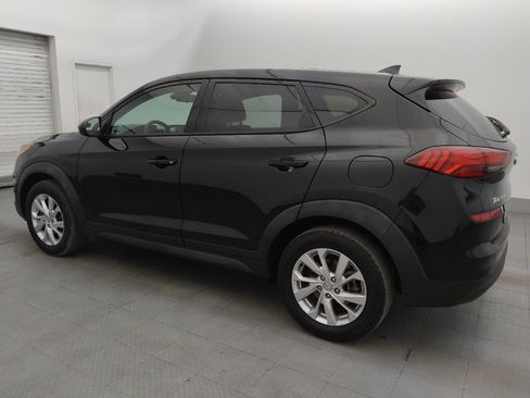 Used 2021 Hyundai Tucson SE w/ Cargo Package FWD image 3