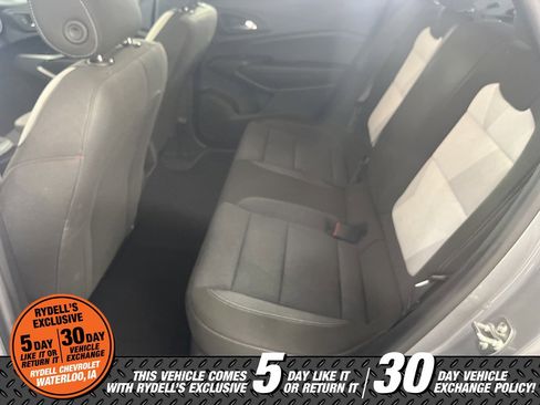 Used 2025 Chevrolet Trax RS w/ Driver Confidence Package image 24