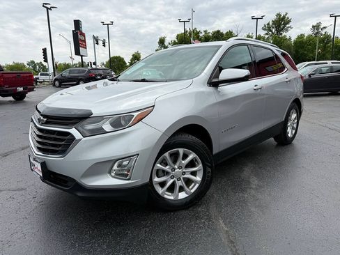 Used 2019 Chevrolet Equinox LT FWD image 3