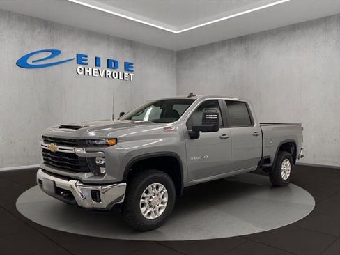 New 2026 Chevrolet Silverado 3500 LT w/ All Star Edition image 7