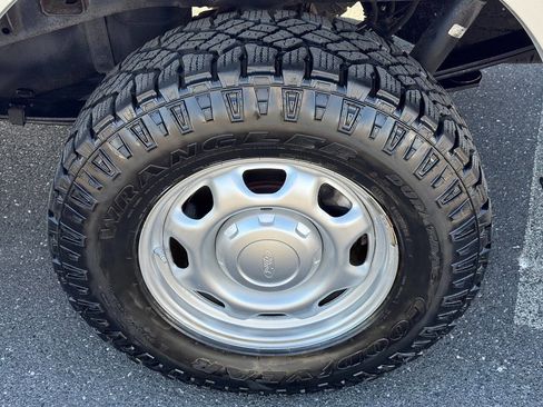 Used 2018 Ford F150 XL w/ XL Power Equipment Group AWD/4WD image 19
