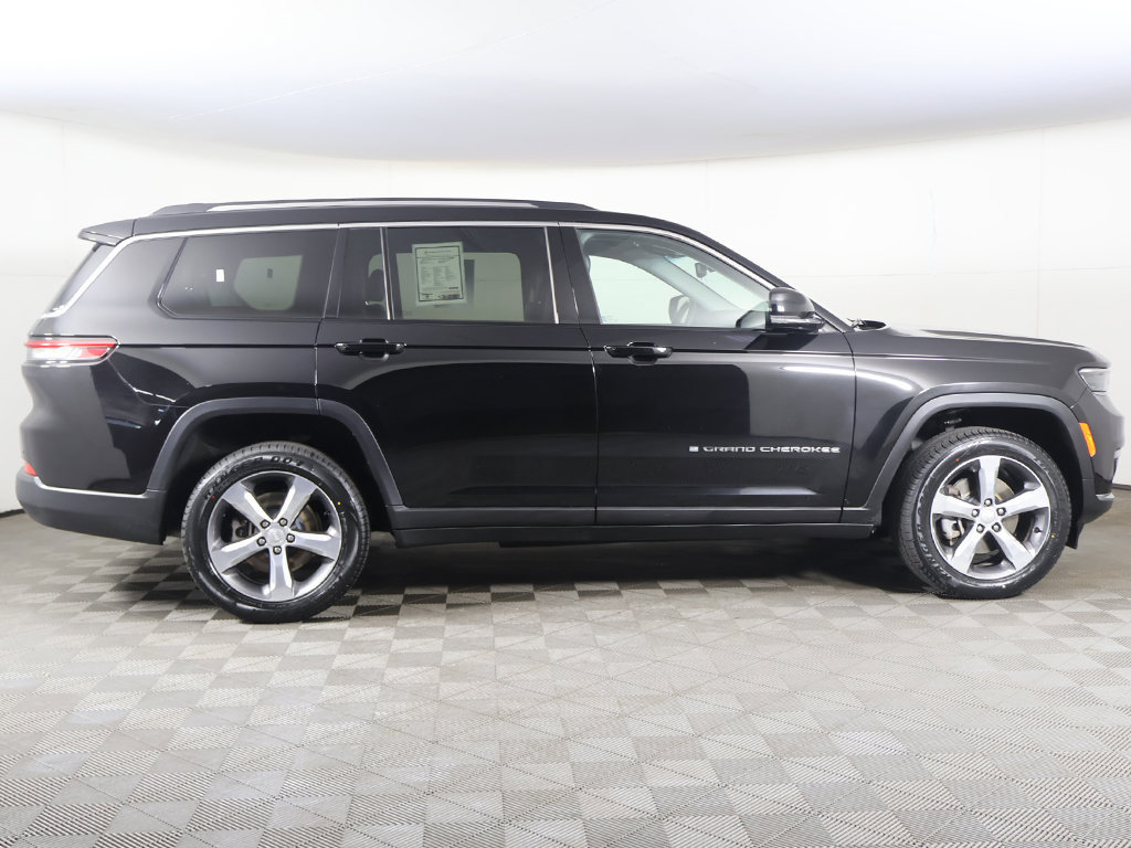 Used 2021 Jeep Grand Cherokee L Limited AWD/4WD image 24