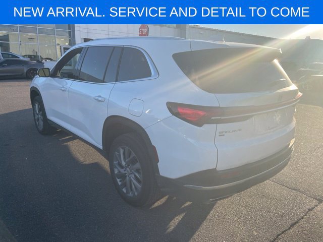 Certified 2025 Buick Enclave Preferred w/ LPO, Floor Liner Package AWD/4WD image 8