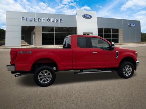 Used 2018 Ford F250 XLT w/ XLT Premium Package AWD/4WD image 9
