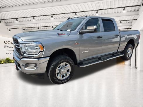 Used 2022 RAM 3500 Tradesman AWD/4WD image 3