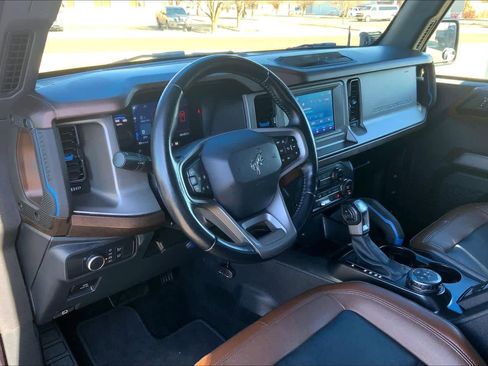 Used 2021 Ford Bronco Outer Banks image 18