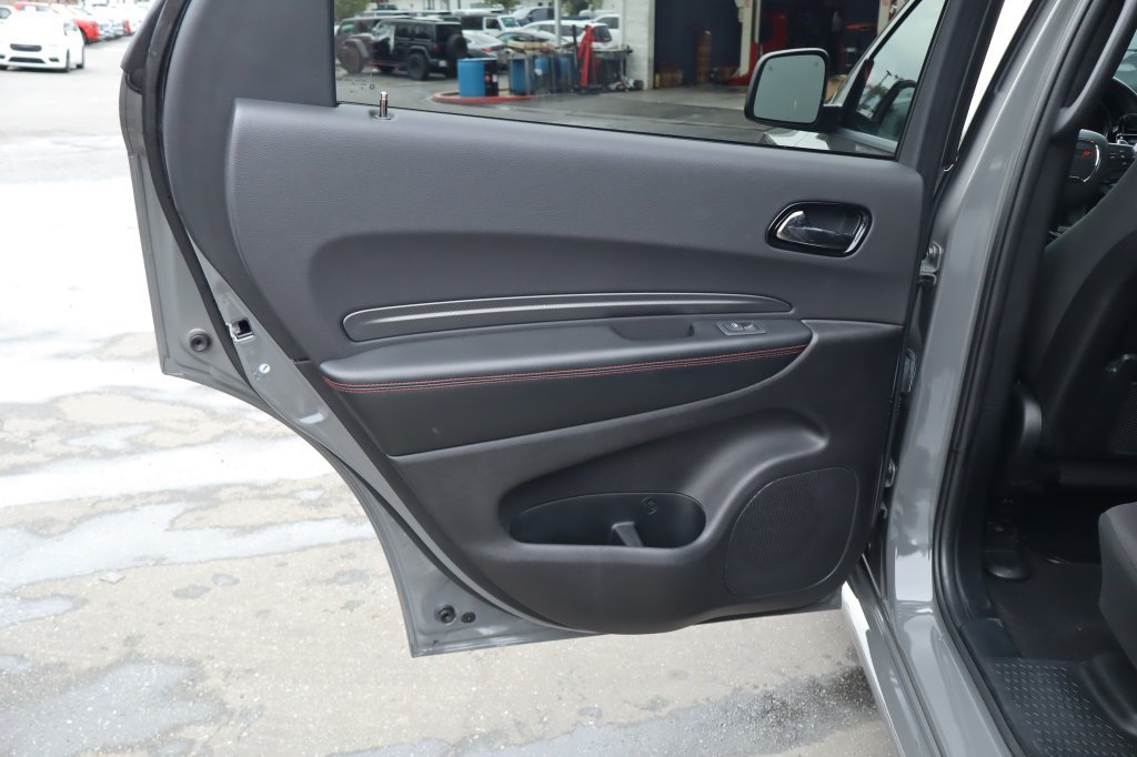 Used 2025 Dodge Durango GT w/ Blacktop Package RWD image 36
