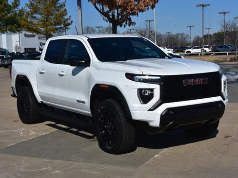 Used 2026 GMC Canyon Elevation w/ Convenience Package image 3