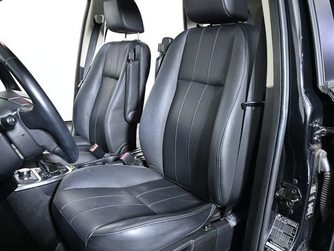 Used 2012 Land Rover LR2 HSE w/ Climate Comfort Pkg AWD/4WD image 22
