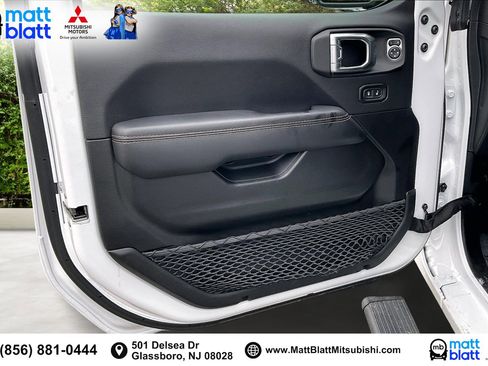 Used 2022 Jeep Wrangler Unlimited Rubicon image 23