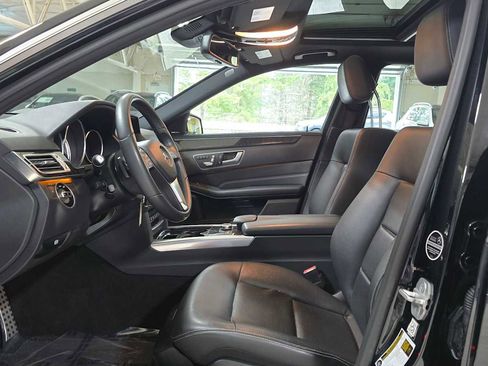 Used 2016 Mercedes-Benz E 350 4MATIC Sedan image 21