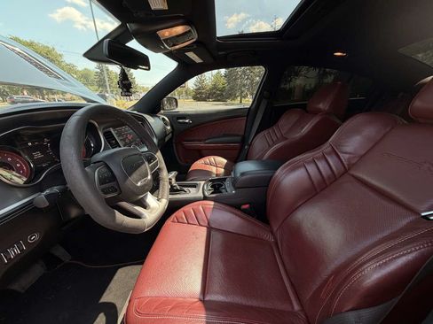 Used 2022 Dodge Charger SRT Hellcat RWD image 14
