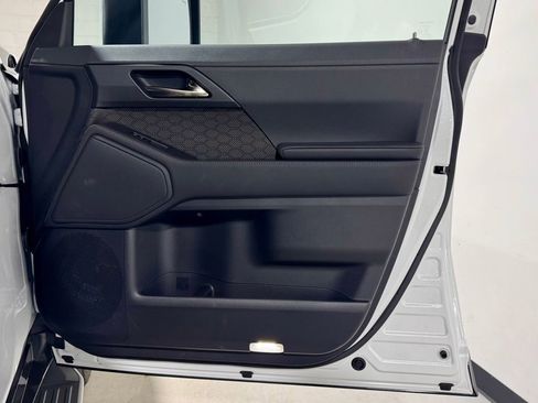 Used 2025 Lexus GX 550 image 26