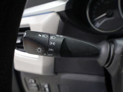 Used 2014 Toyota Corolla LE FWD image 32
