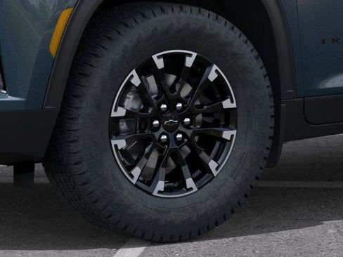 New 2026 Chevrolet Traverse Z71 w/ Driver Confidence Package image 9