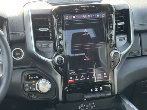 Used 2025 RAM 1500 Laramie w/ Sport Appearance Package AWD/4WD image 18