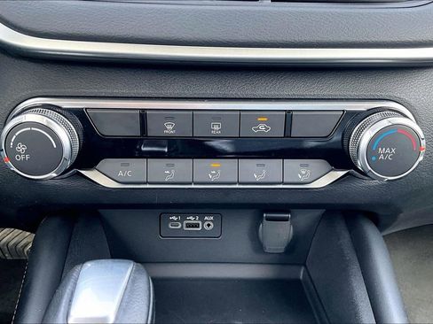 Used 2022 Nissan Altima 2.5 SR image 31